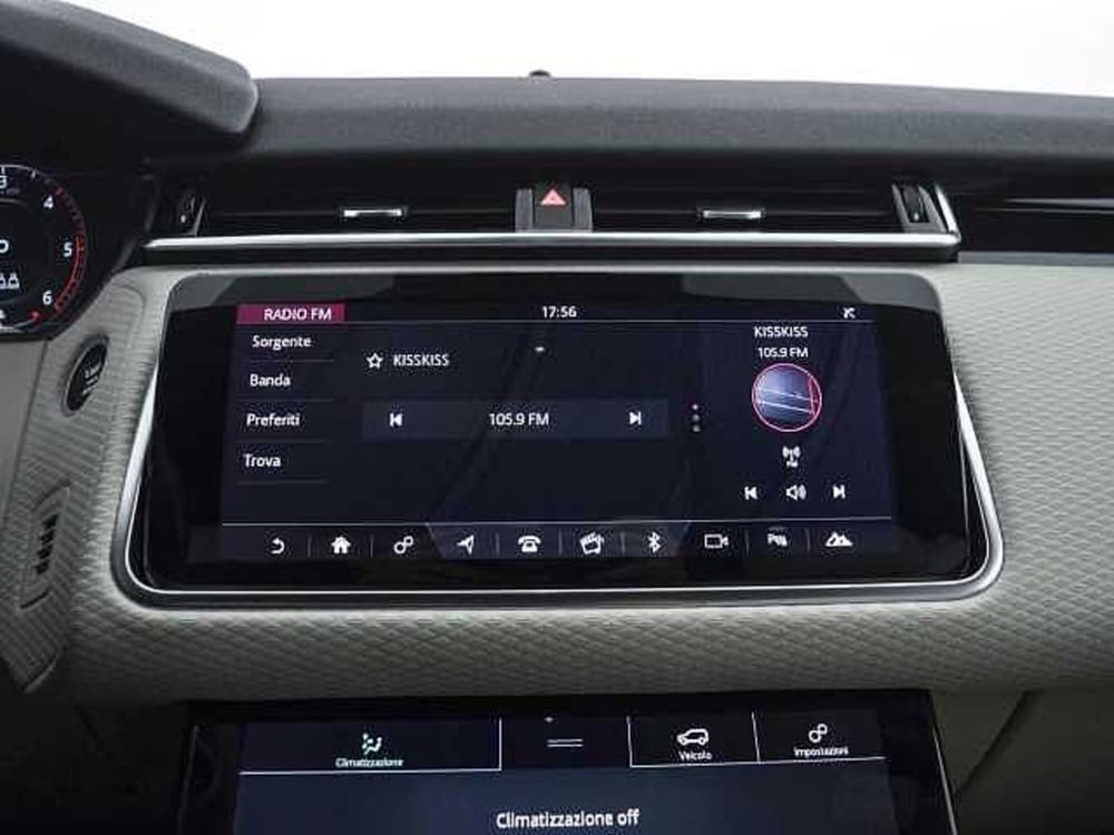 Land Rover Range Rover Velar usata a Perugia (17)