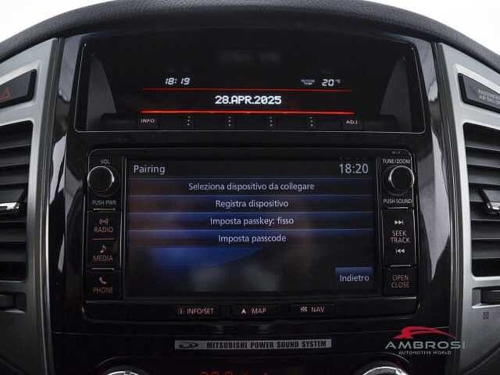 Mitsubishi Pajero usata a Perugia (16)