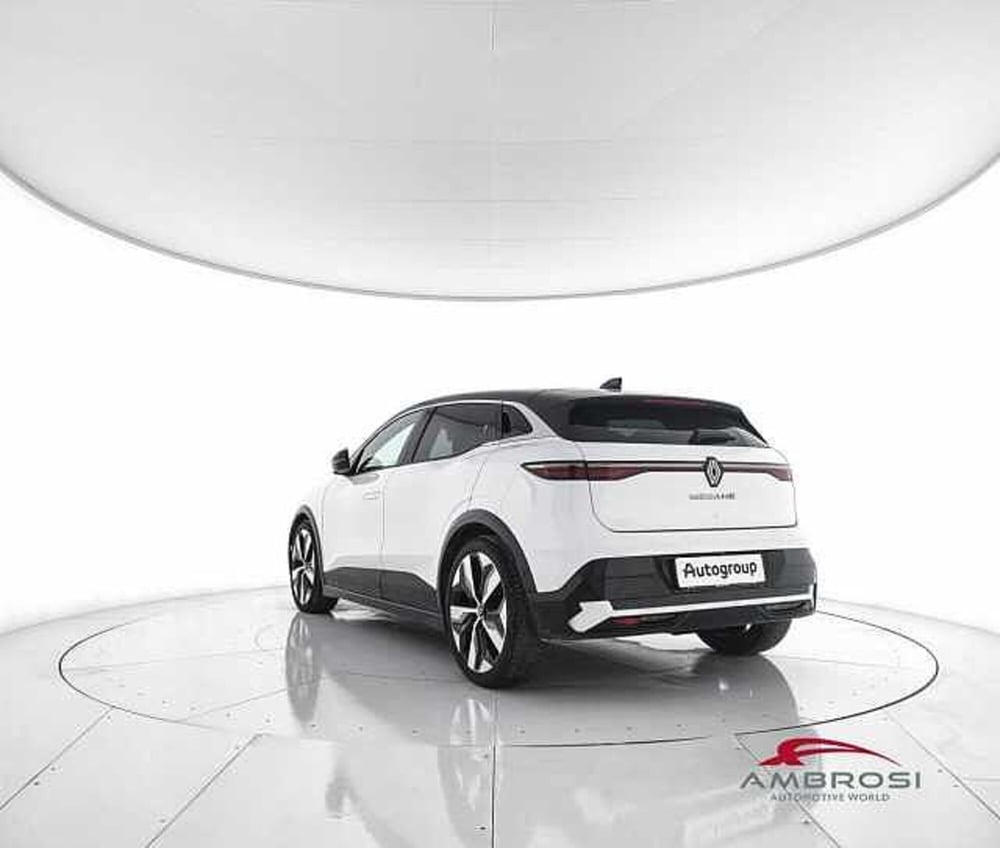 Renault Megane E-Tech Electric usata a Perugia (4)