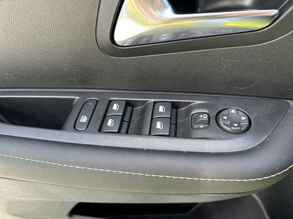 Peugeot 208 usata a Treviso (17)