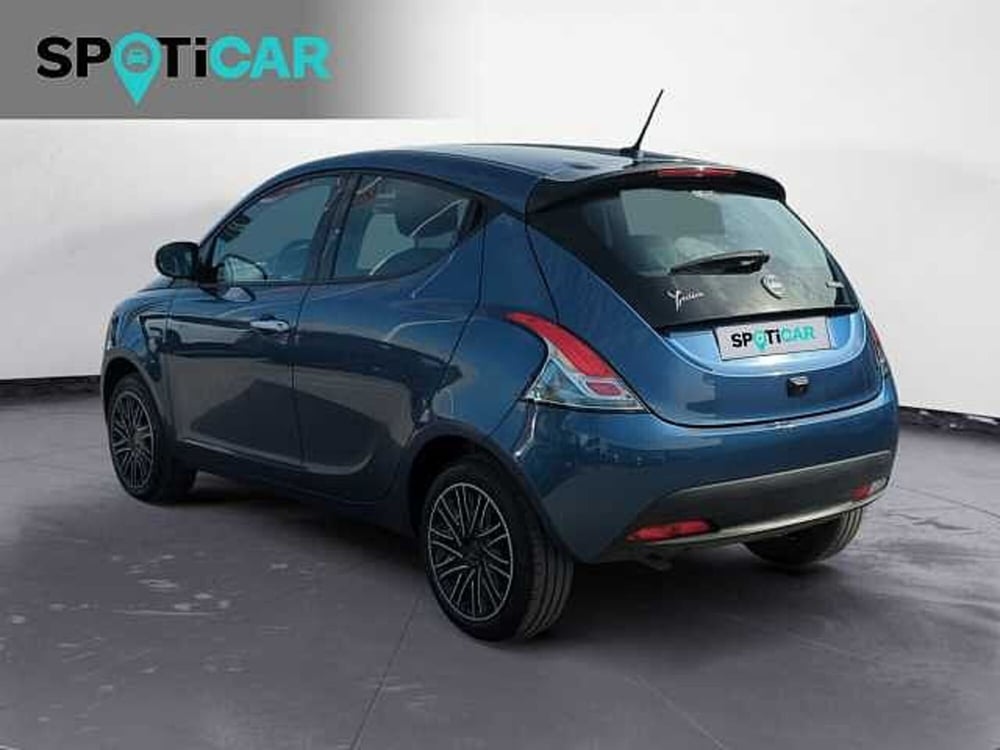 Lancia Ypsilon usata a Treviso (7)