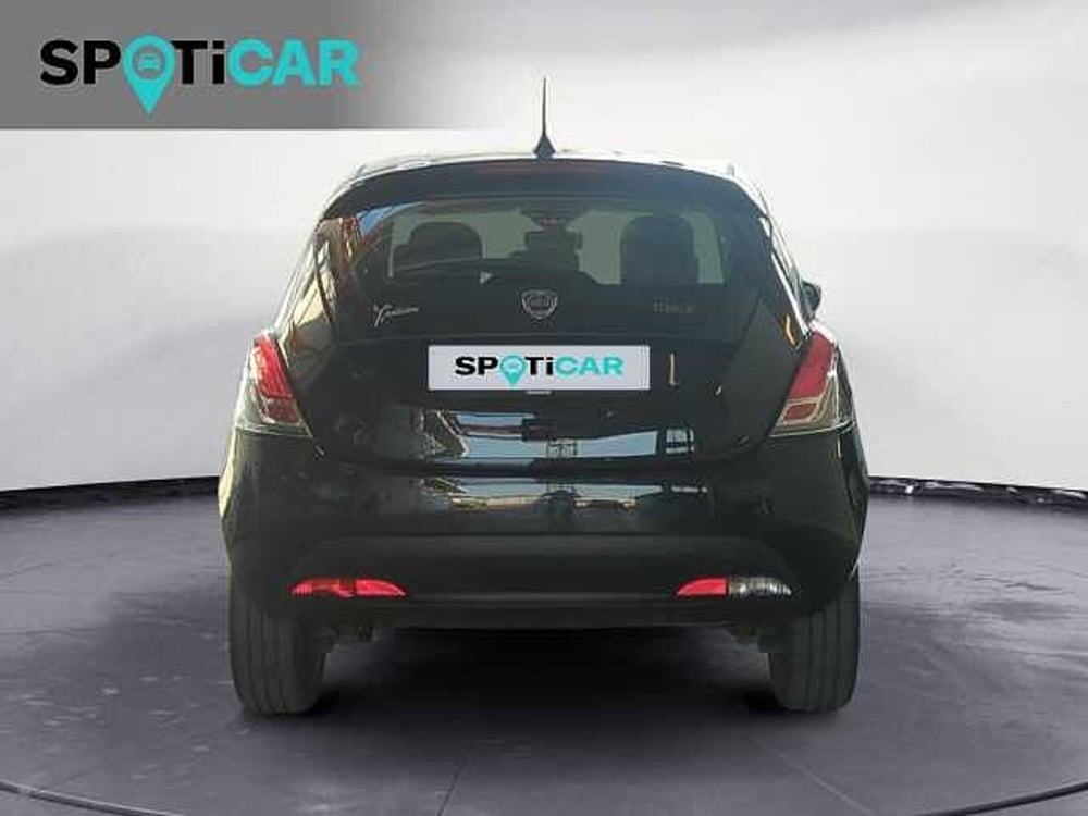 Lancia Ypsilon usata a Treviso (5)