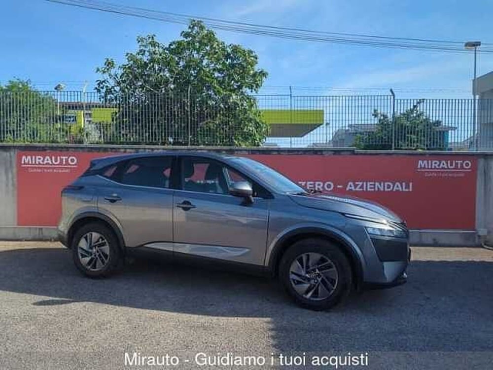 Nissan Qashqai usata a Roma