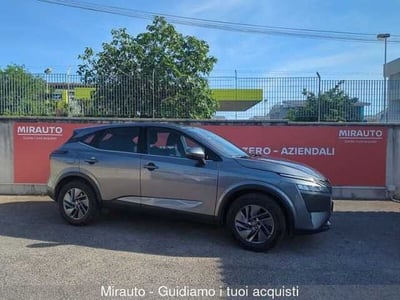 Nissan Qashqai 1.3 DIG-T 140 CV Acenta Premium del 2022 usata a Roma