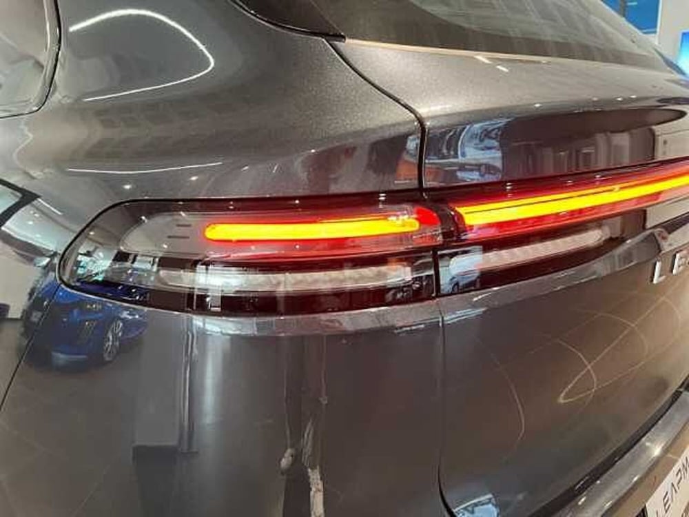 Leapmotor C10 nuova a Ravenna (8)