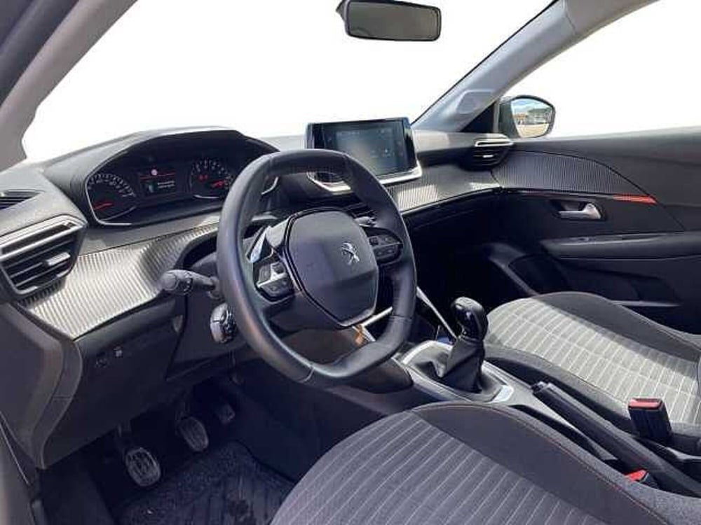 Peugeot 208 usata a Napoli (12)