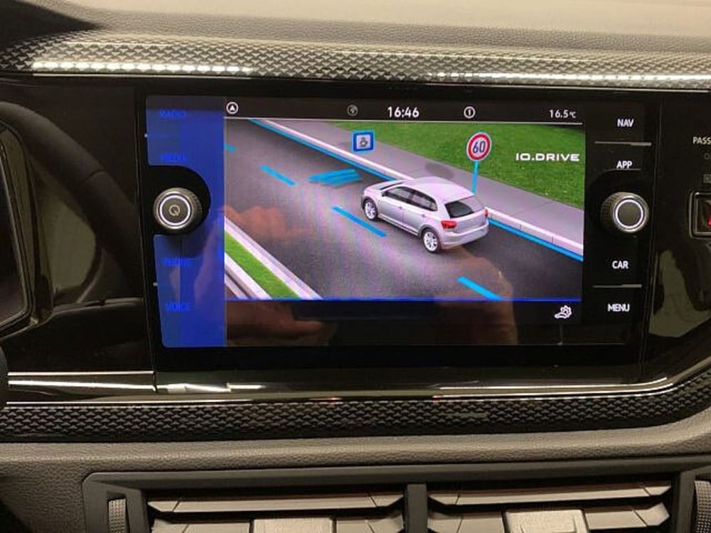 Volkswagen Polo nuova a Vicenza (11)