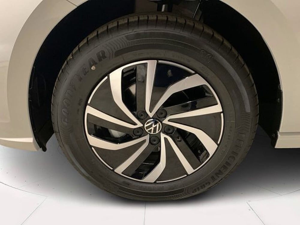 Volkswagen Polo nuova a Vicenza (16)