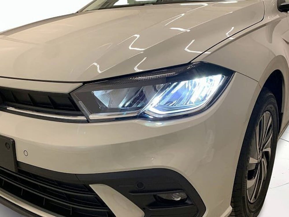 Volkswagen Polo nuova a Vicenza (17)
