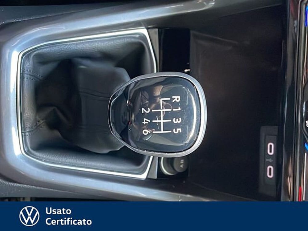 Volkswagen T-Cross usata a Vicenza (12)