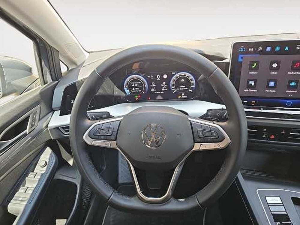 Volkswagen Golf Variant usata a Lecco (9)