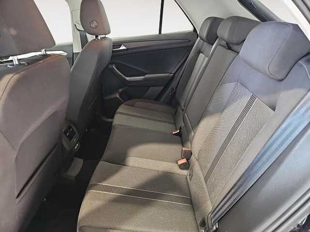 Volkswagen T-Roc usata a Lecco (12)