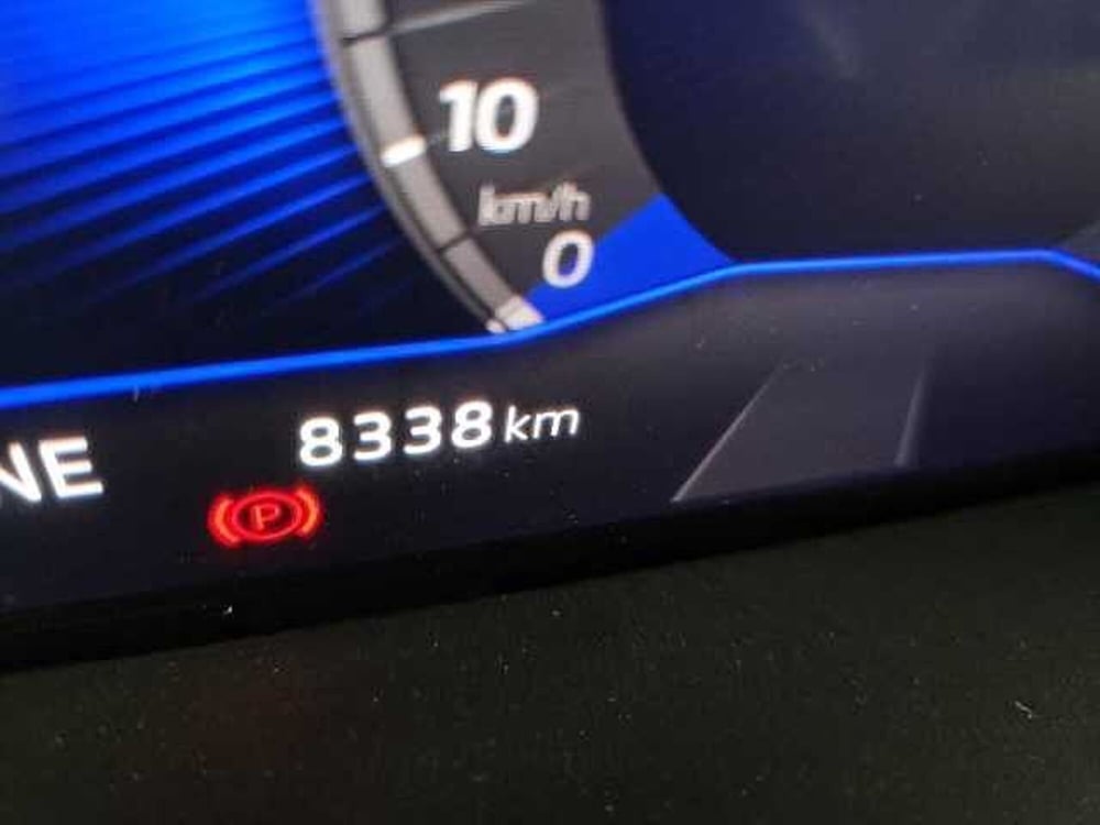Volkswagen T-Roc usata a Lecco (18)
