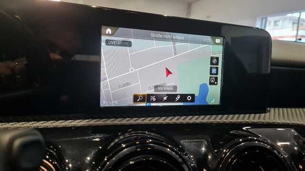 Mercedes-Benz Classe A usata a Milano (8)