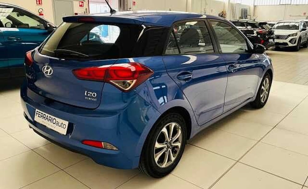 Hyundai i20 usata a Milano (7)