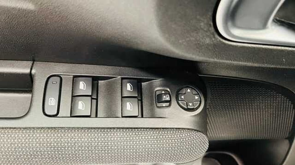 Citroen C3 Aircross usata a Milano (9)