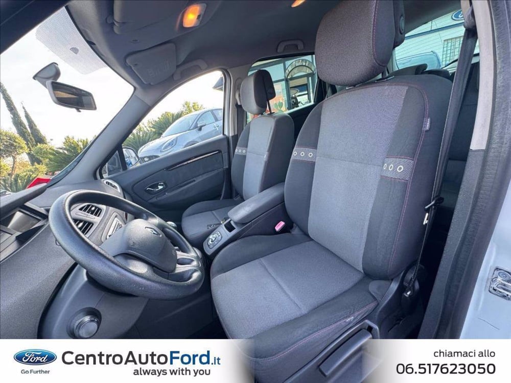 Renault Scenic E-Tech Electric usata a Roma (11)