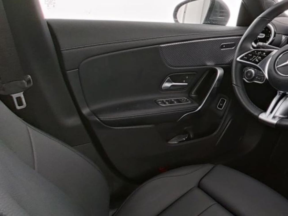 Mercedes-Benz CLA usata a Milano (9)