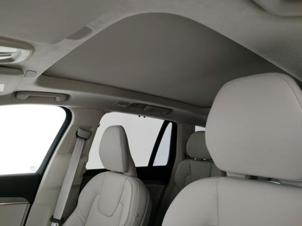 Volvo XC90 nuova a Modena (13)