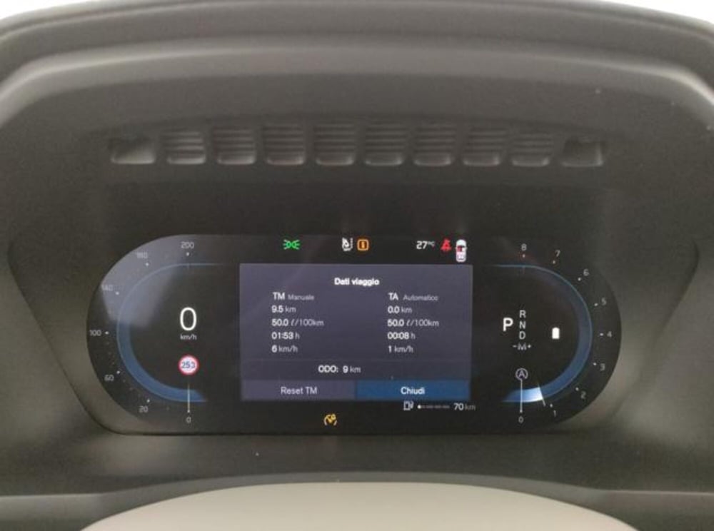 Volvo XC90 nuova a Modena (18)