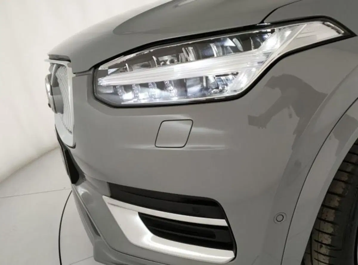 Volvo XC90 nuova a Modena (9)