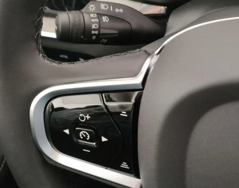 Volvo V60 usata a Modena (20)
