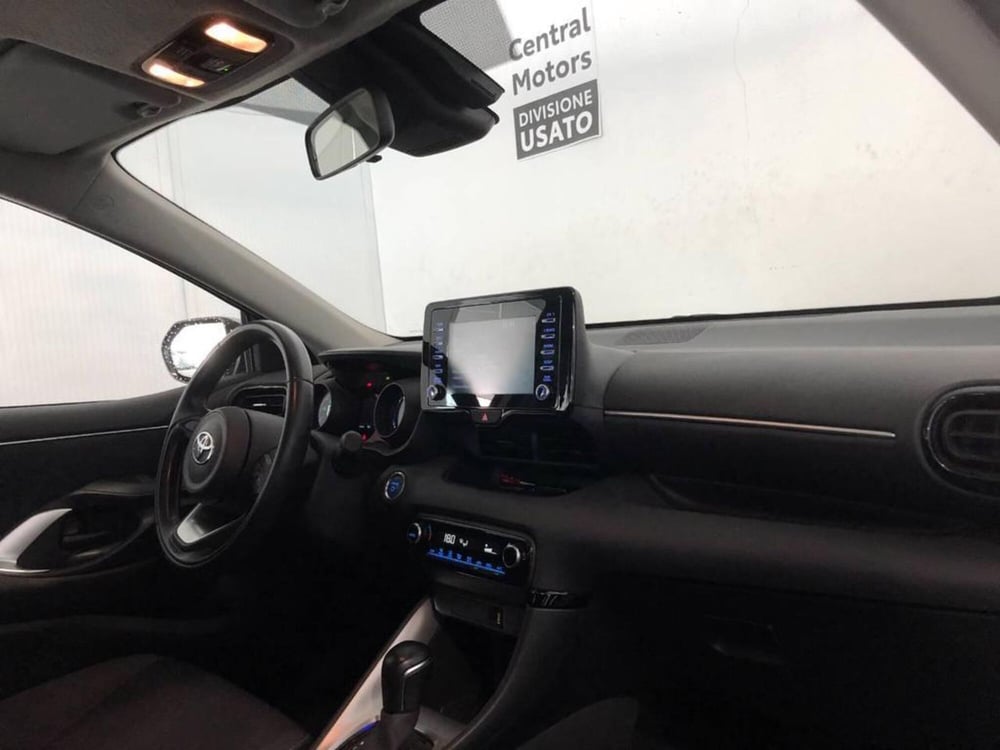 Toyota Yaris Cross usata a Torino (7)