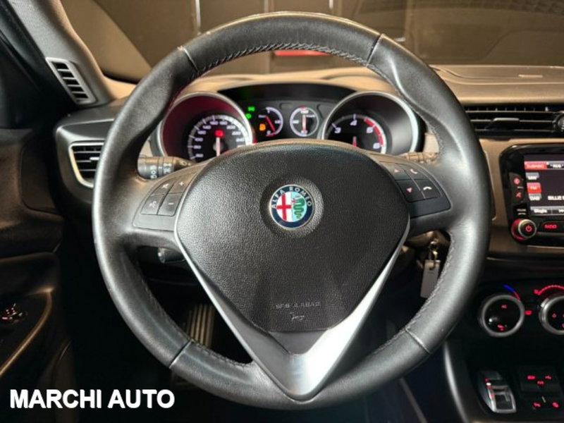 Alfa Romeo Giulietta usata a Perugia (16)
