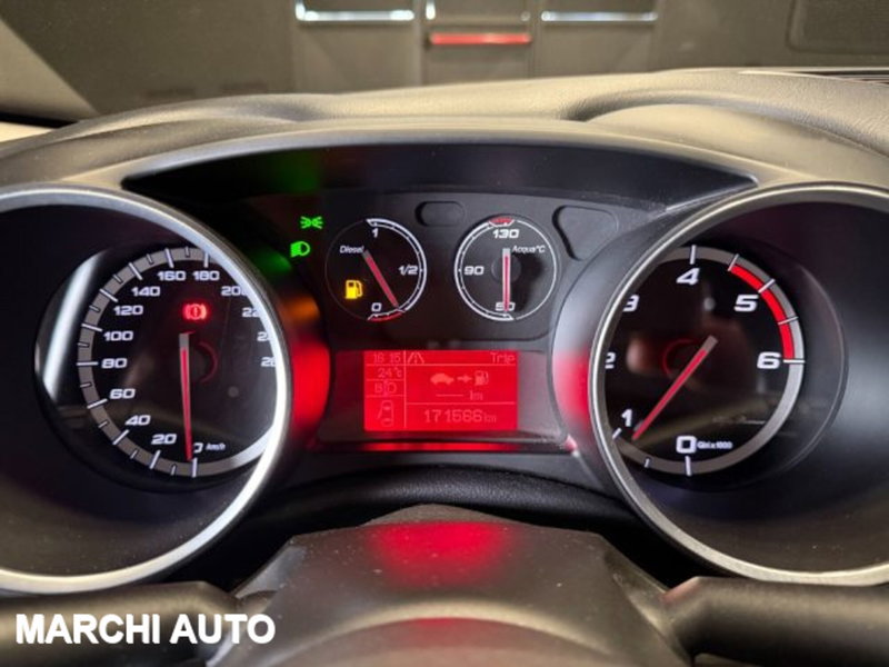 Alfa Romeo Giulietta usata a Perugia (18)