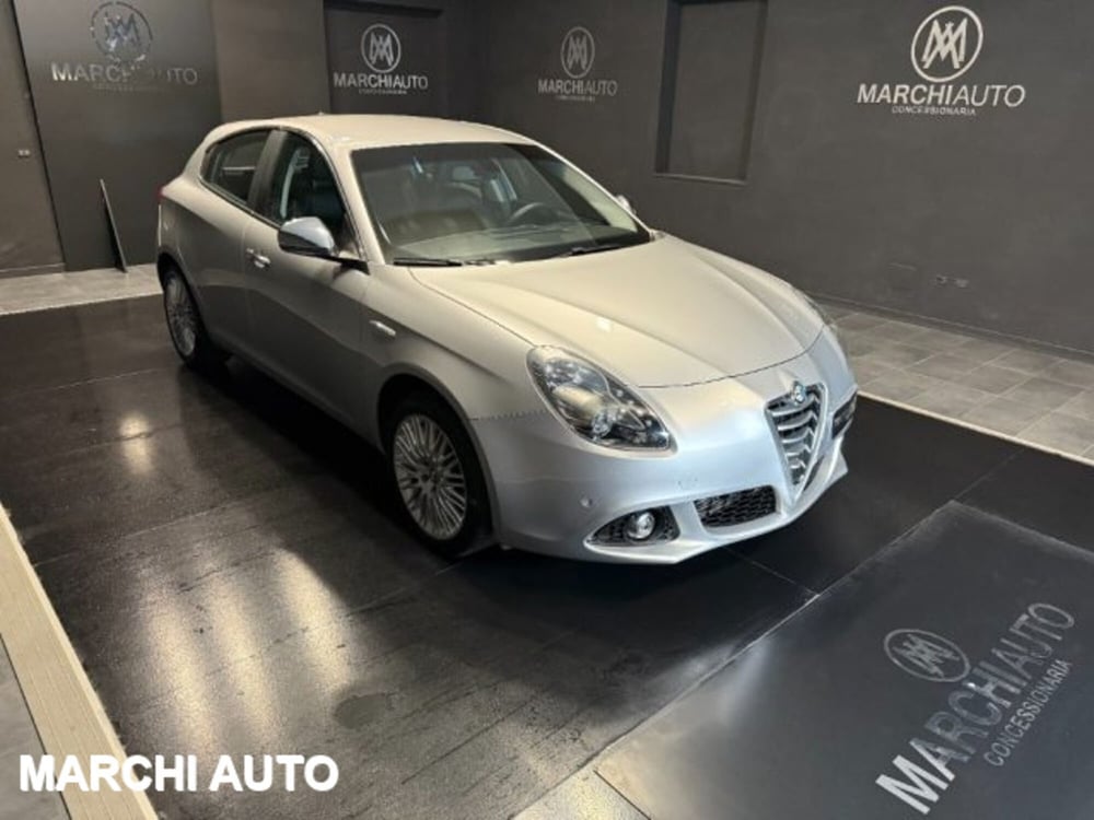 Alfa Romeo Giulietta usata a Perugia (3)