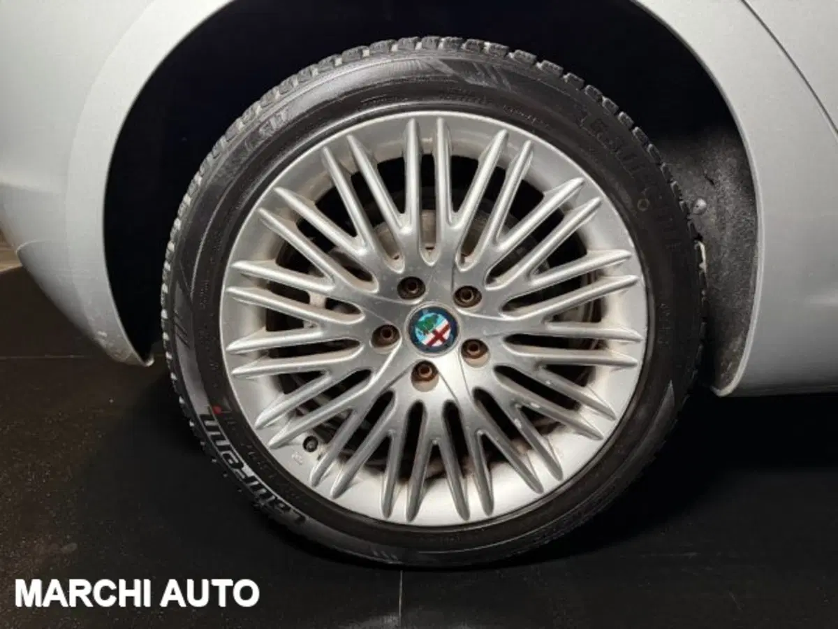 Alfa Romeo Giulietta usata a Perugia (9)