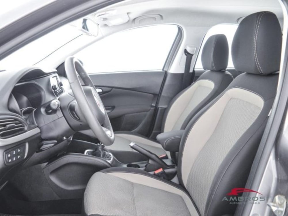 Fiat Tipo usata a Perugia (9)