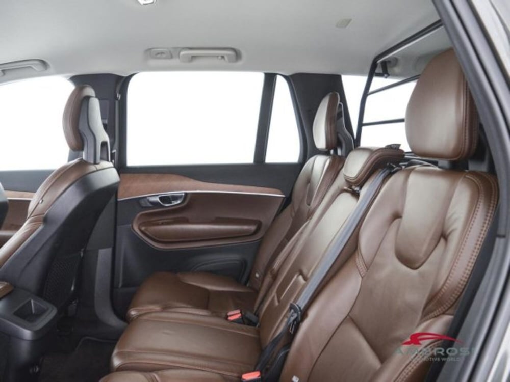 Volvo XC90 usata a Perugia (10)