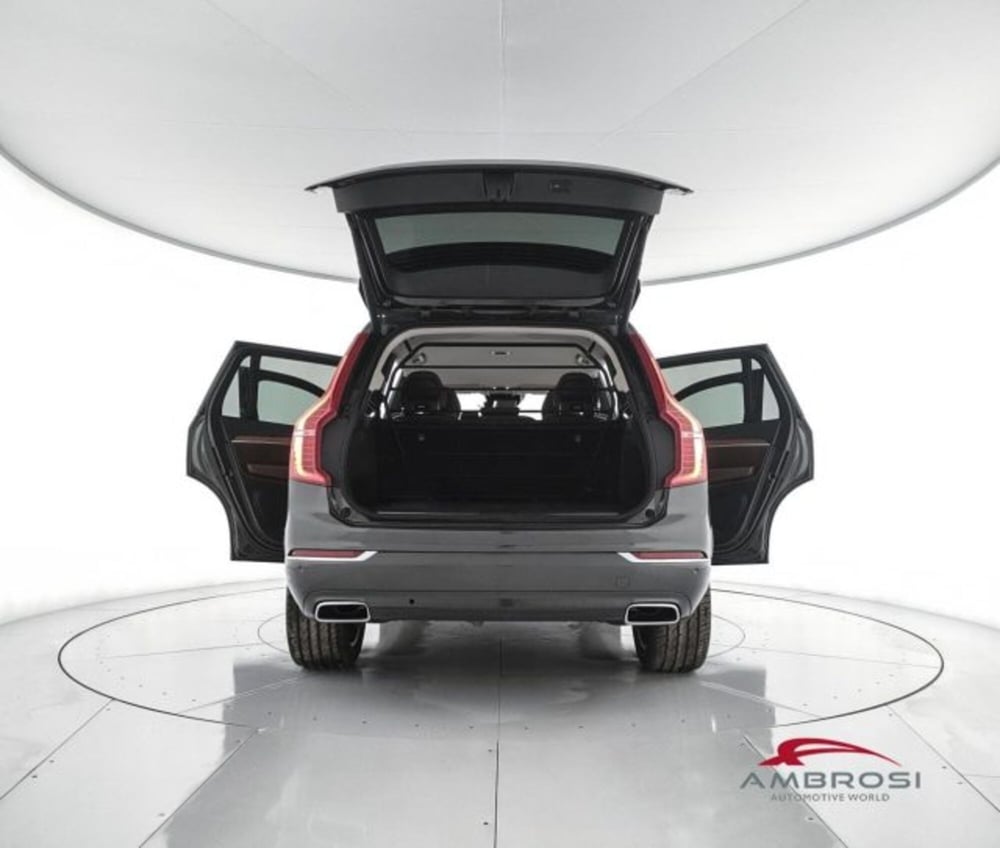 Volvo XC90 usata a Perugia (7)