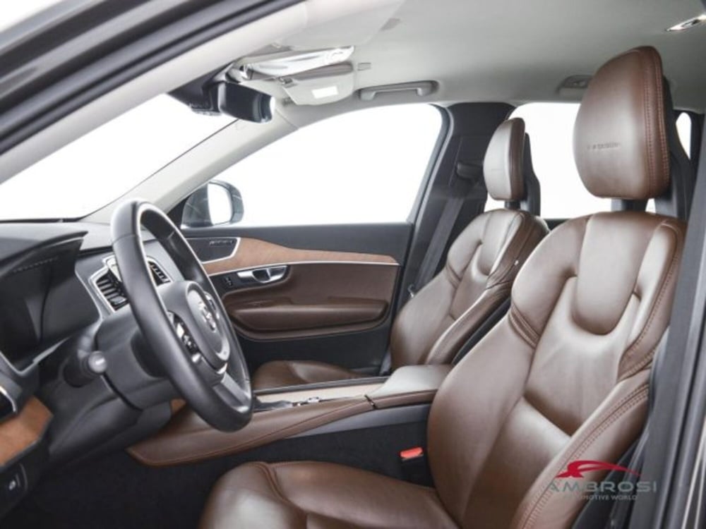 Volvo XC90 usata a Perugia (9)