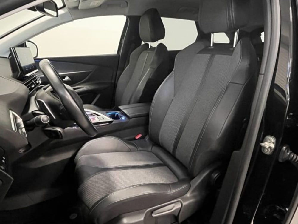 Peugeot 3008 usata a Oristano (13)