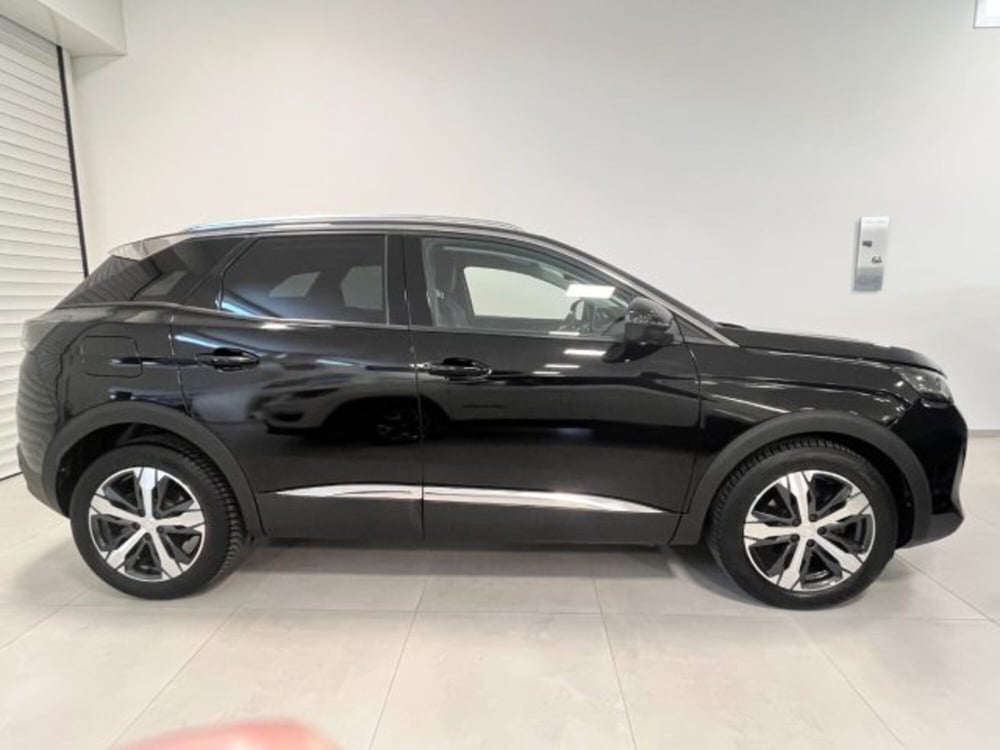 Peugeot 3008 usata a Oristano (8)