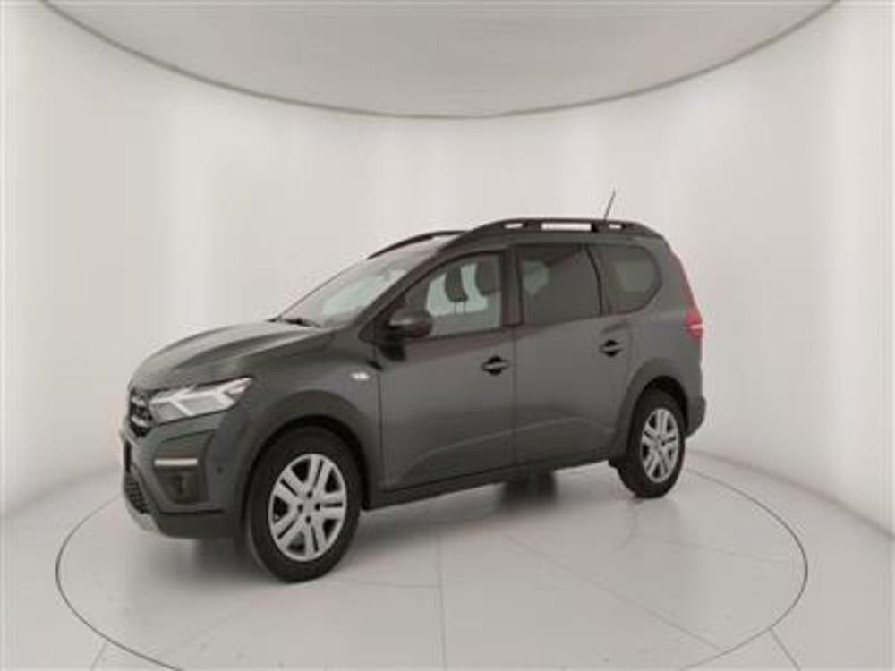 Dacia Jogger usata a Bari (2)