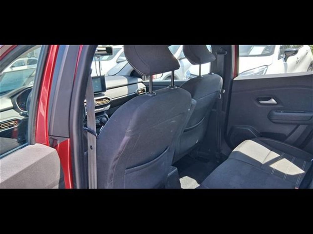 Dacia Sandero usata a Firenze (8)