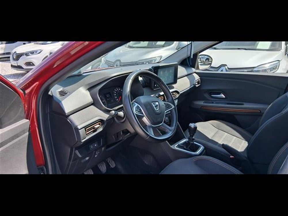 Dacia Sandero usata a Firenze (9)