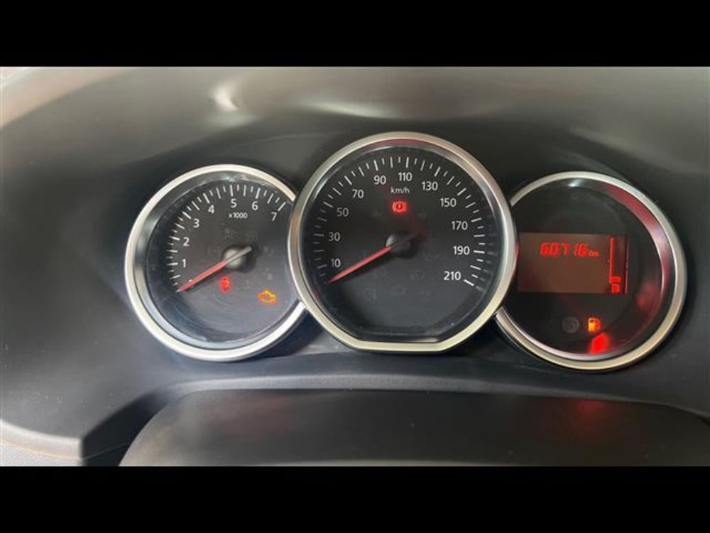 Dacia Sandero usata a Catania (11)