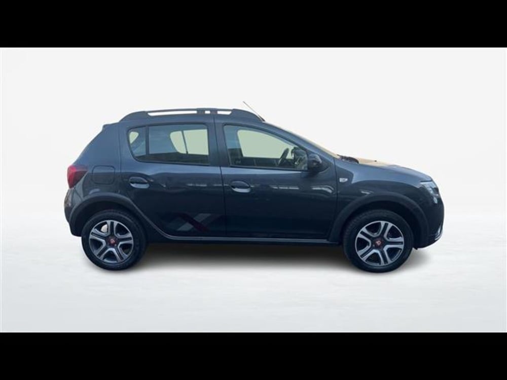 Dacia Sandero usata a Catania (4)