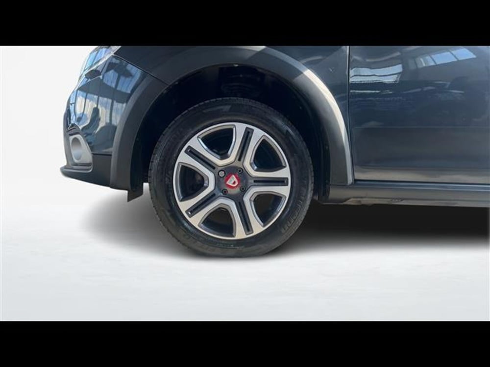 Dacia Sandero usata a Catania (5)