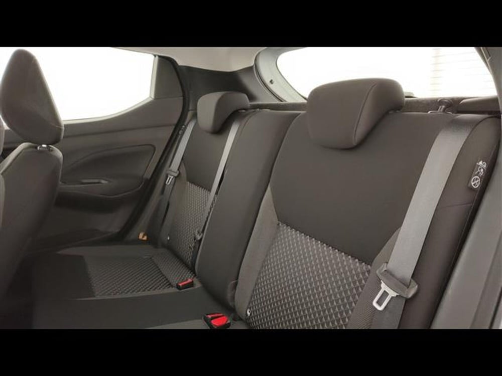 Nissan Micra usata a Milano (10)