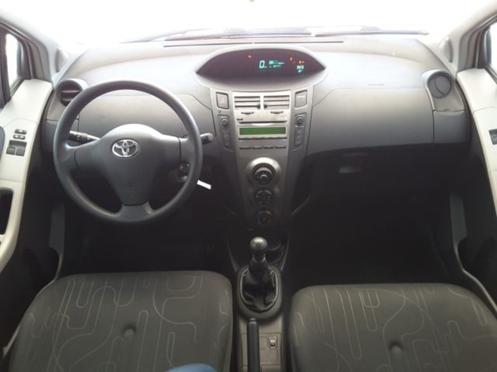Toyota Yaris usata a Firenze (8)