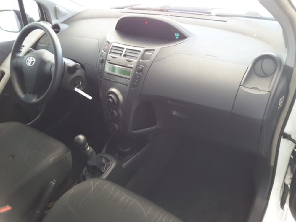 Toyota Yaris usata a Firenze (9)