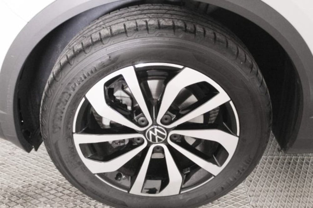 Volkswagen T-Roc usata a Novara (16)