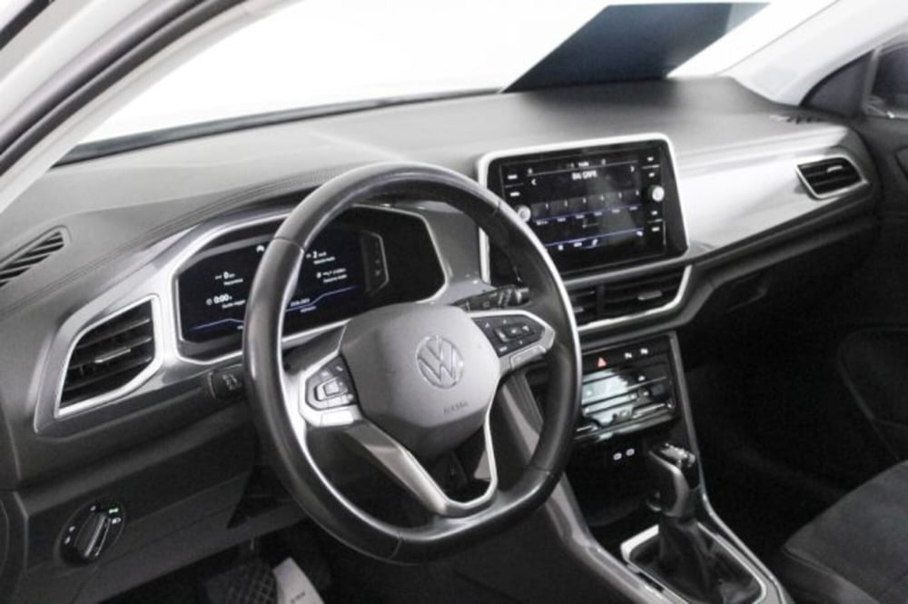 Volkswagen T-Roc usata a Novara (7)