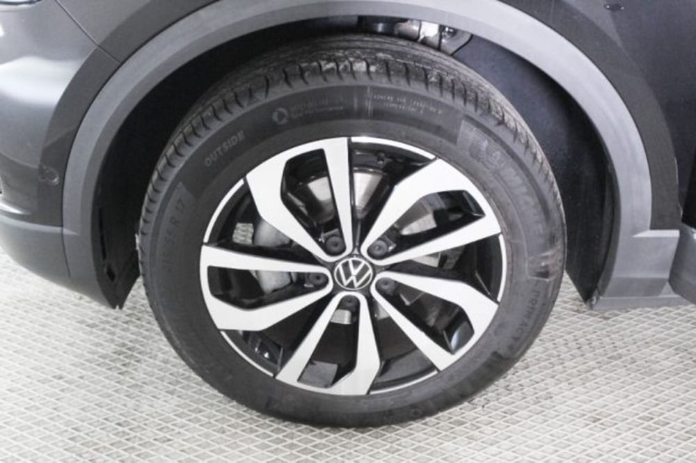 Volkswagen T-Roc usata a Novara (15)