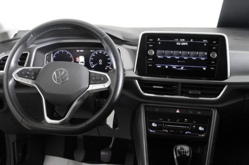 Volkswagen T-Roc usata a Novara (6)